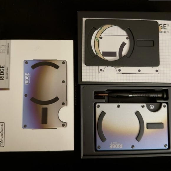 Ridge Magsafe Wallet-Burnt-Titanium w/Cash Strap~NEW*IN BOX*USA-MSRP$175 - Picture 2 of 3